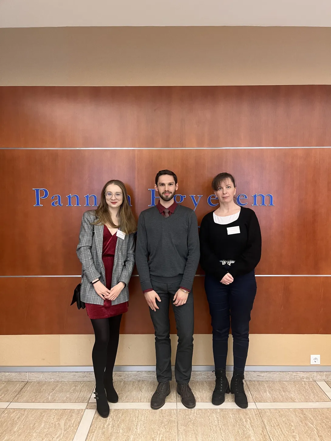 A kutatócsoport fiatal tagjai a konferencián